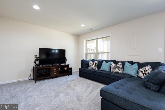 6824 WILLIAM WHITE WAY, Haymarket, VA 20169