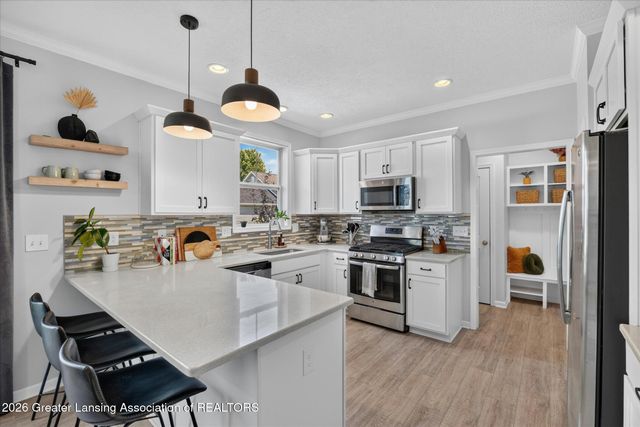 646 Buteo Drive, East Lansing, MI 48823