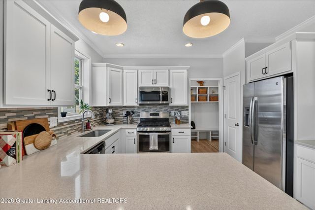 646 Buteo Drive, East Lansing, MI 48823