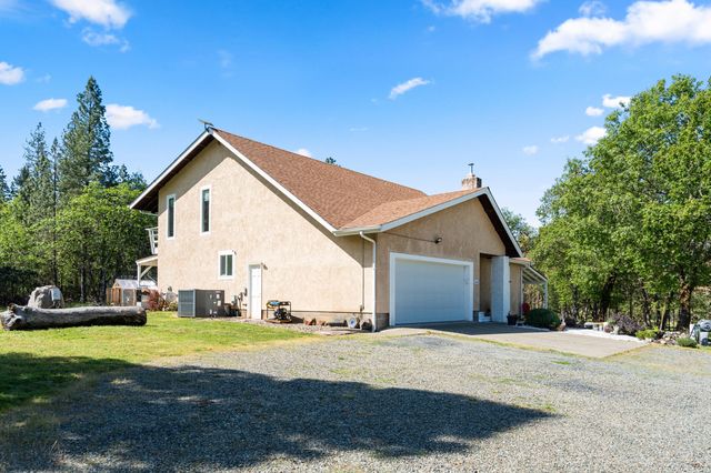 2802 Russell Road, Merlin, OR 97532