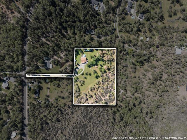 2802 Russell Road, Merlin, OR 97532