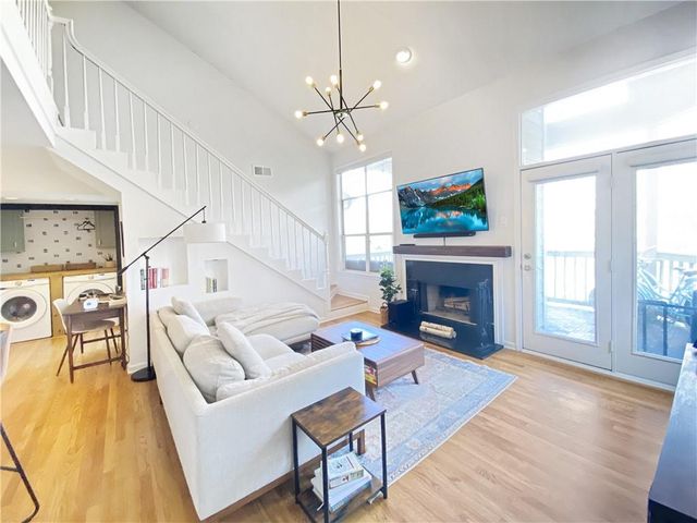 521 Mcgill Park Avenue NE, Atlanta, GA 30312