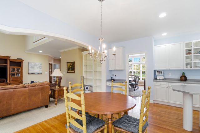 6177 Heritage Lakes Drive, Hilliard, OH 43026