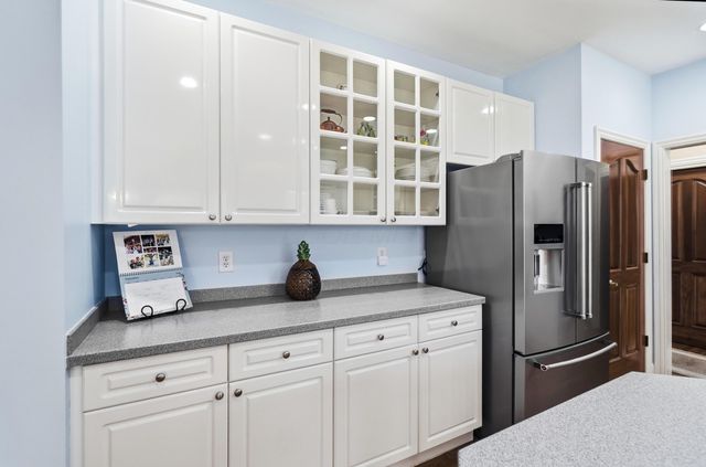 6177 Heritage Lakes Drive, Hilliard, OH 43026