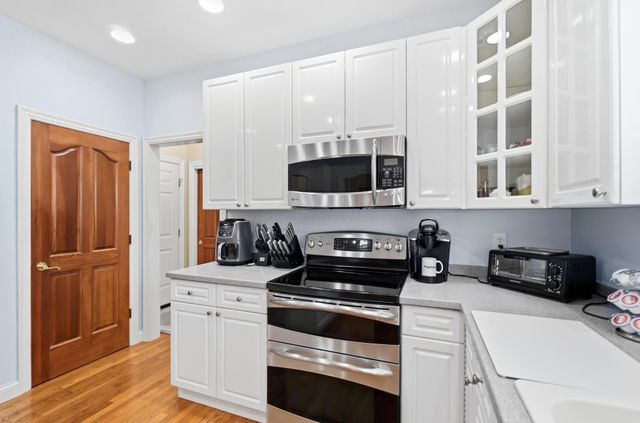 6177 Heritage Lakes Drive, Hilliard, OH 43026