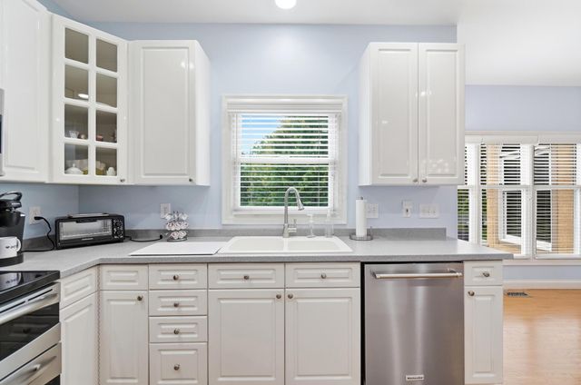 6177 Heritage Lakes Drive, Hilliard, OH 43026