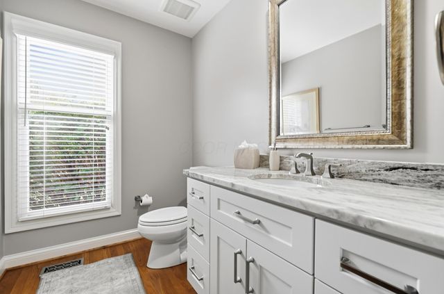 6177 Heritage Lakes Drive, Hilliard, OH 43026