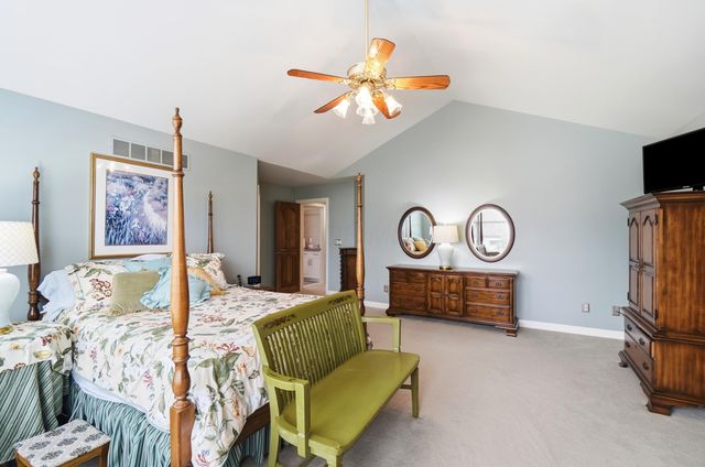 6177 Heritage Lakes Drive, Hilliard, OH 43026