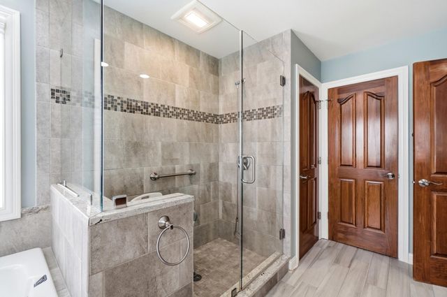 6177 Heritage Lakes Drive, Hilliard, OH 43026