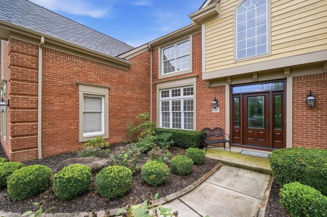 6177 Heritage Lakes Drive, Hilliard, OH 43026