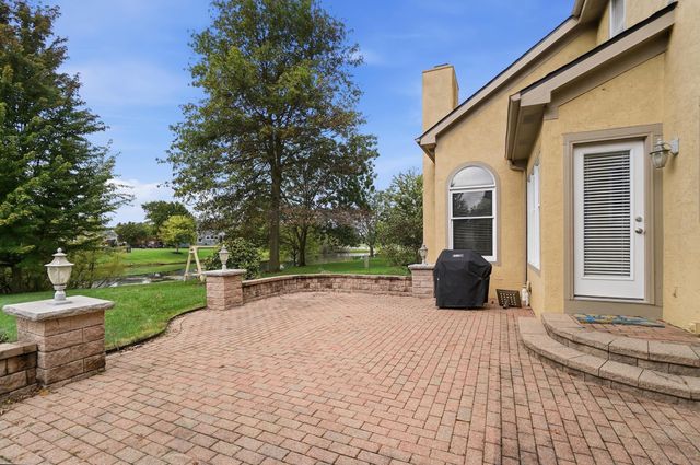 6177 Heritage Lakes Drive, Hilliard, OH 43026