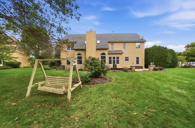 6177 Heritage Lakes Drive, Hilliard, OH 43026