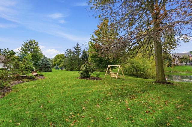 6177 Heritage Lakes Drive, Hilliard, OH 43026