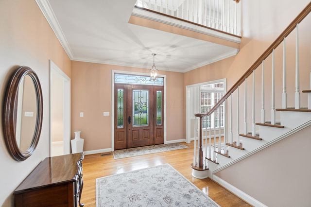 6177 Heritage Lakes Drive, Hilliard, OH 43026