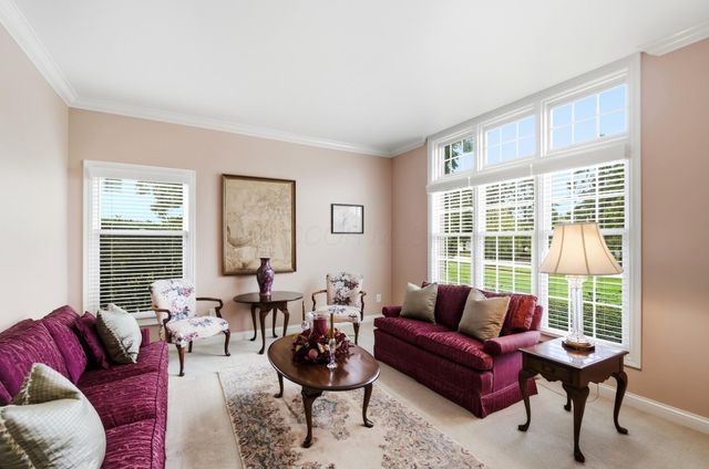 6177 Heritage Lakes Drive, Hilliard, OH 43026