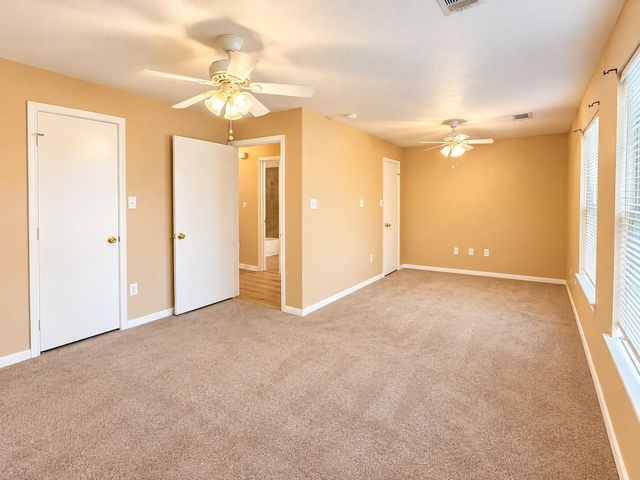 8722 Cherie Grove Circle, Houston, TX 77088