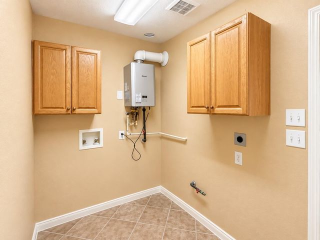 8722 Cherie Grove Circle, Houston, TX 77088