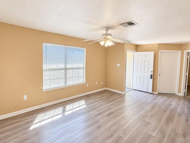 8722 Cherie Grove Circle, Houston, TX 77088