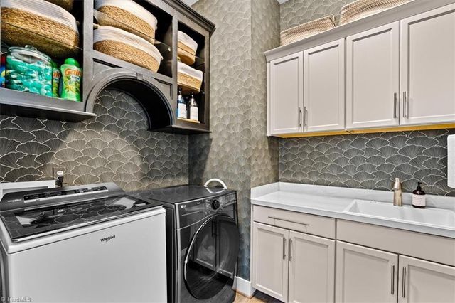 4306 Griffins Gate Lane, Greensboro, NC 27407