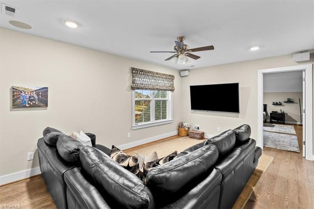 4306 Griffins Gate Lane, Greensboro, NC 27407