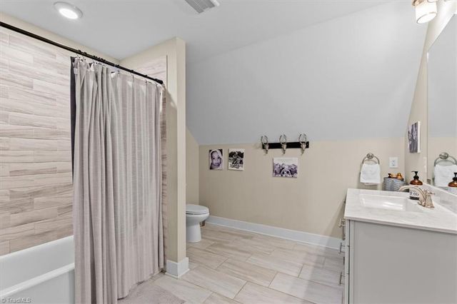 4306 Griffins Gate Lane, Greensboro, NC 27407