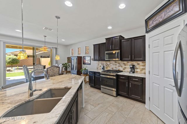 13961 N Bright Angel Trail, Marana, AZ 85658