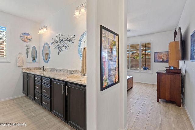 13961 N Bright Angel Trail, Marana, AZ 85658