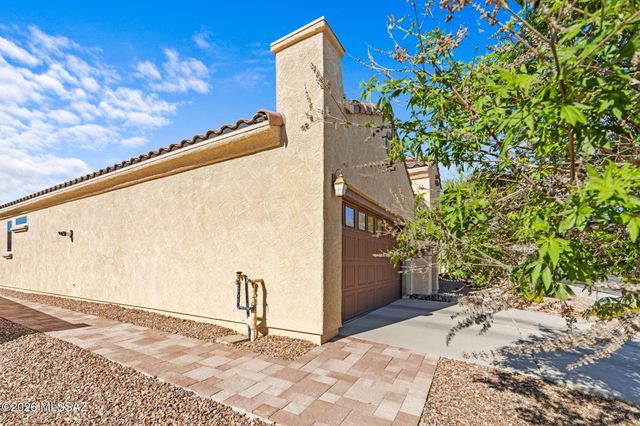 13961 N Bright Angel Trail, Marana, AZ 85658
