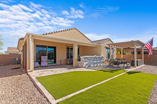 13961 N Bright Angel Trail, Marana, AZ 85658