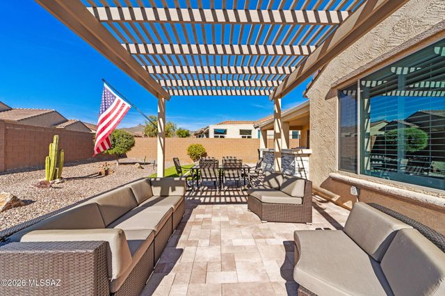 13961 N Bright Angel Trail, Marana, AZ 85658
