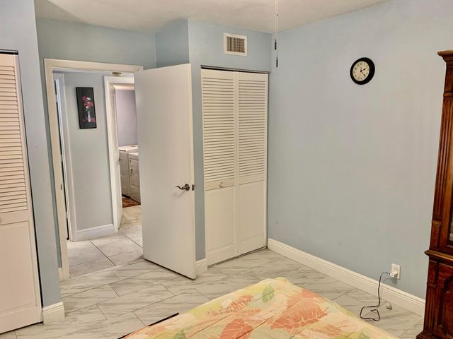 1116 Green Pine Boulevard G1, West Palm Beach, FL 33409