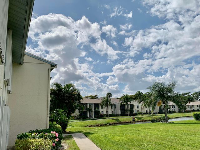 1116 Green Pine Boulevard G1, West Palm Beach, FL 33409