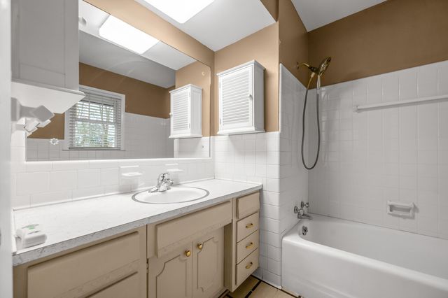 3276 Nantucket Drive, Lexington, KY 40502