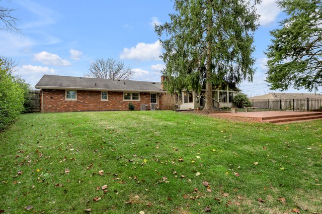 3276 Nantucket Drive, Lexington, KY 40502