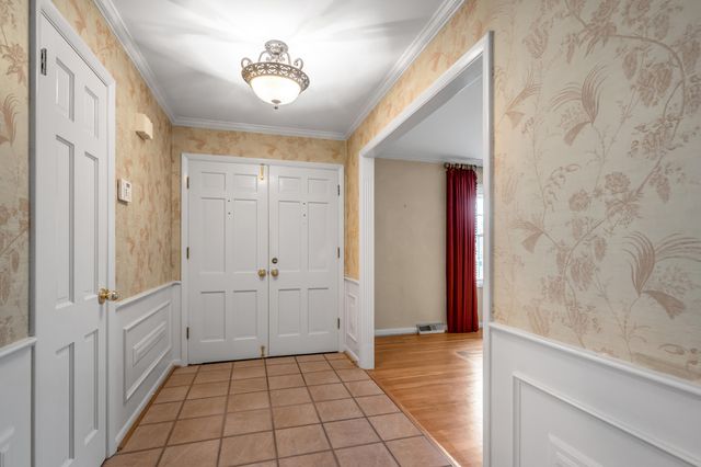 3276 Nantucket Drive, Lexington, KY 40502