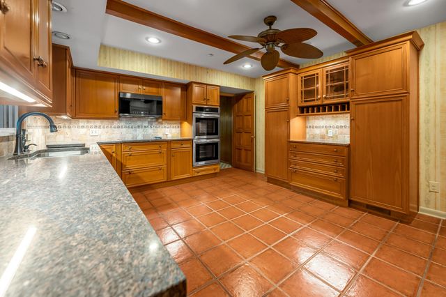 3276 Nantucket Drive, Lexington, KY 40502