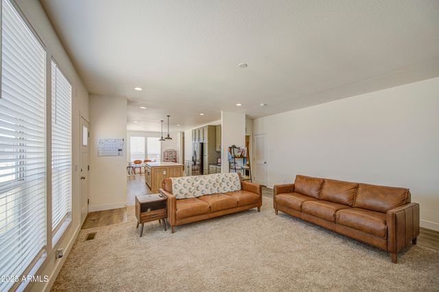 4057 N SOLAR Street, Casa Grande, AZ 85194