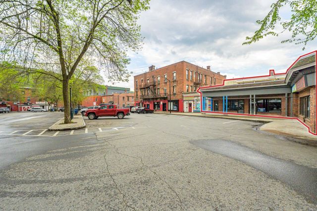 69-71 Elliot Street, Brattleboro, VT 05301