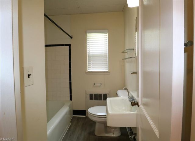 2509 Miller Park Circle A, Winston-salem, NC 27103