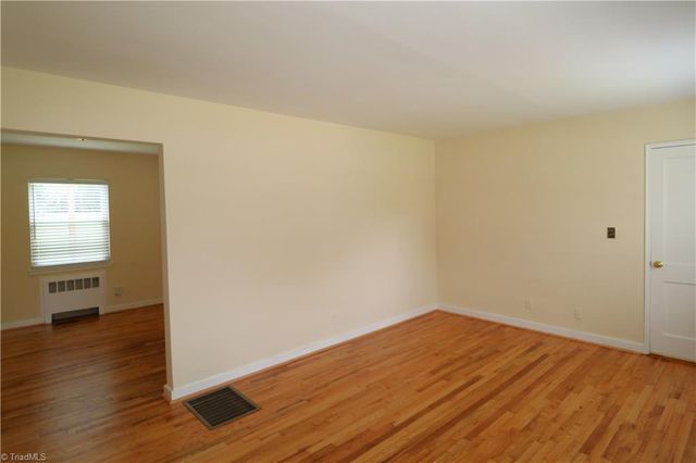 2509 Miller Park Circle A, Winston-salem, NC 27103