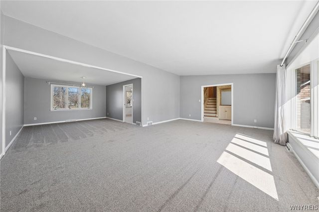 40 Tristan Lane, Amherst, NY 14221