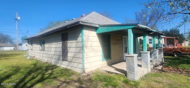 906 Mineral Street, Galena, KS 66739