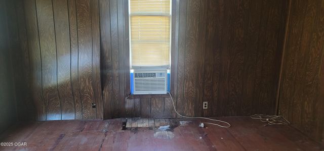 906 Mineral Street, Galena, KS 66739