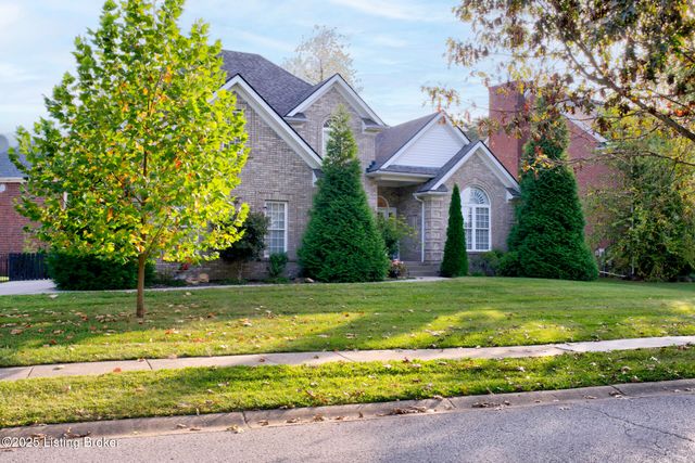 4237 Pleasant Glen Dr, Louisville, KY 40299