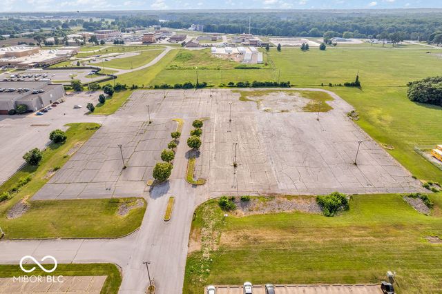 3131 S 3rd Place, Terre Haute, IN 47802