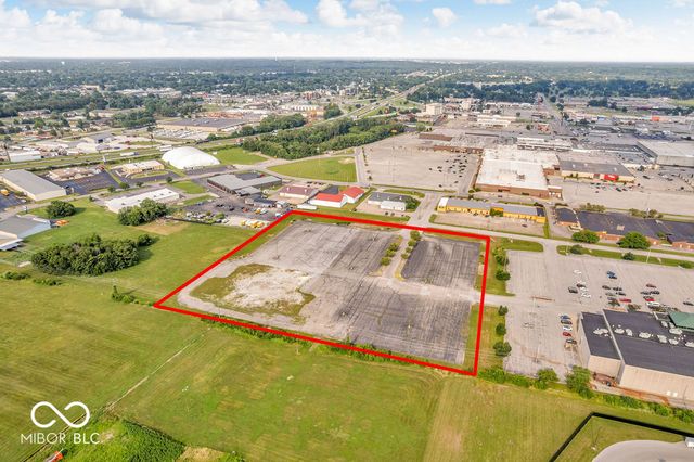 3131 S 3rd Place, Terre Haute, IN 47802