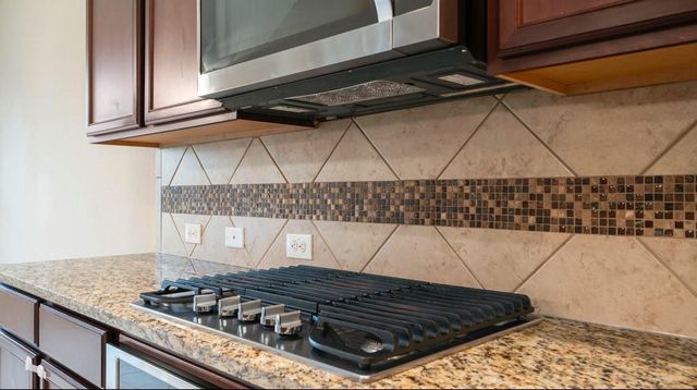 2003 Pleasant Springs Lane, Pearland, TX 77089