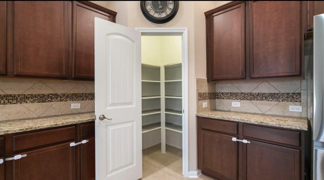 2003 Pleasant Springs Lane, Pearland, TX 77089