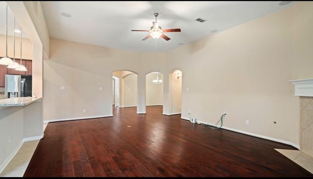 2003 Pleasant Springs Lane, Pearland, TX 77089