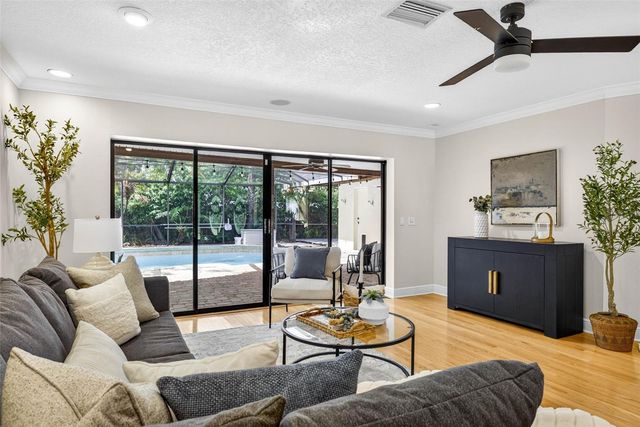 817 BANNOCKBURN AVENUE, Temple Terrace, FL 33617